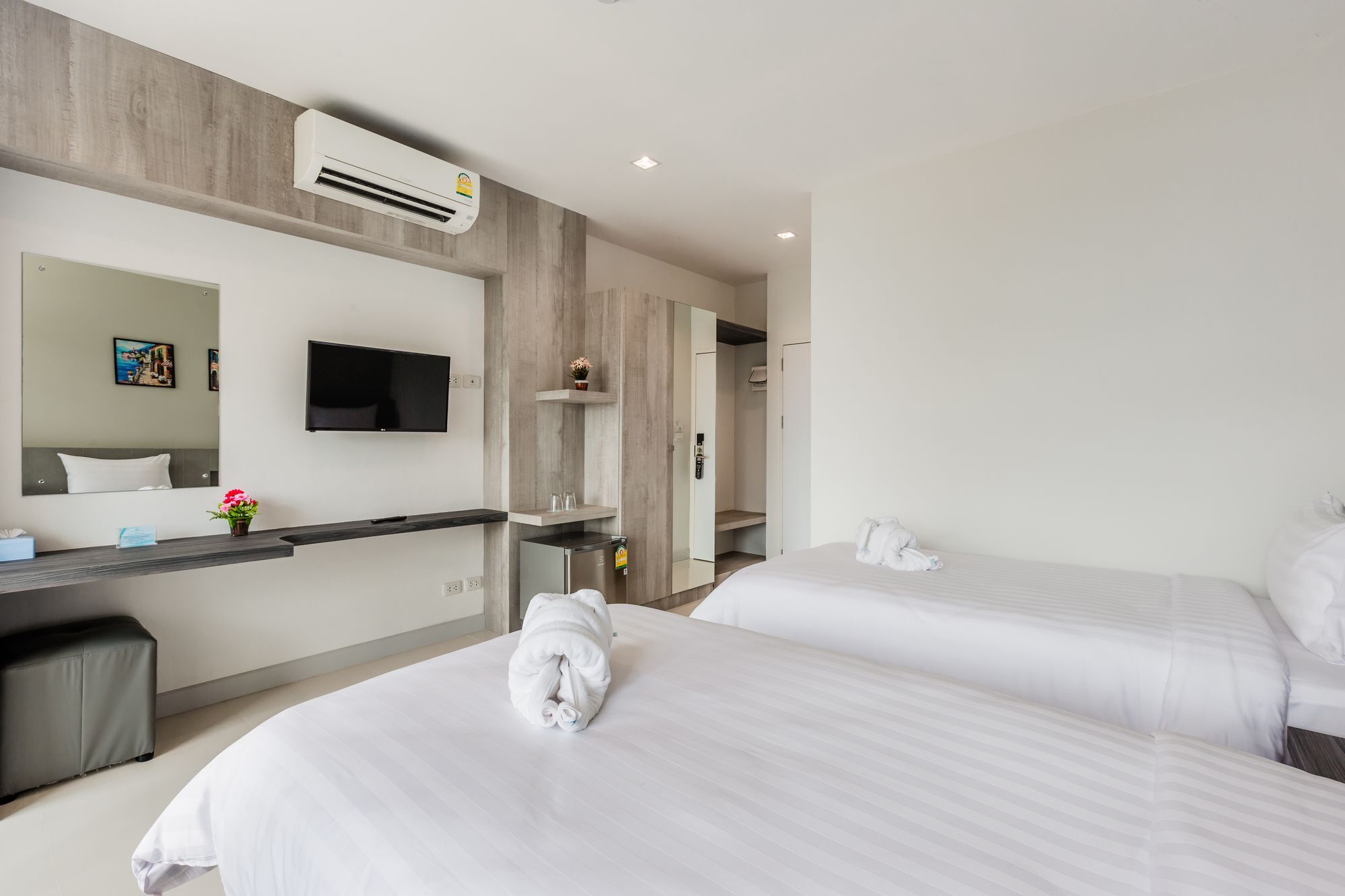 Evergreen Suite Hotel Surat Thani Eksteriør billede